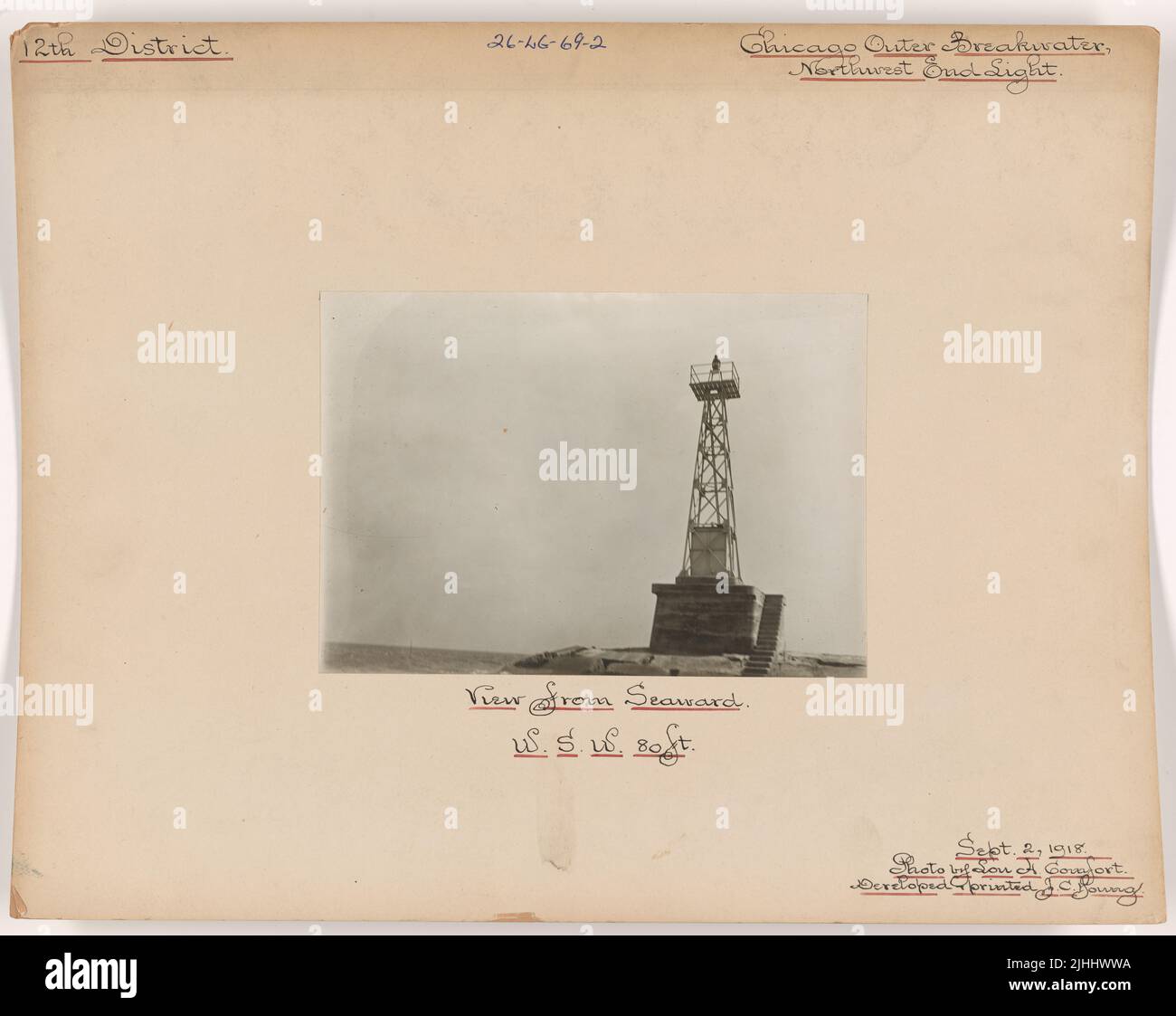 Varie - Chicago. Chicago Outer Breakwater Northwest End Light, Illinois. Vista dal Seaward, WSW 80 piedi Foto Stock