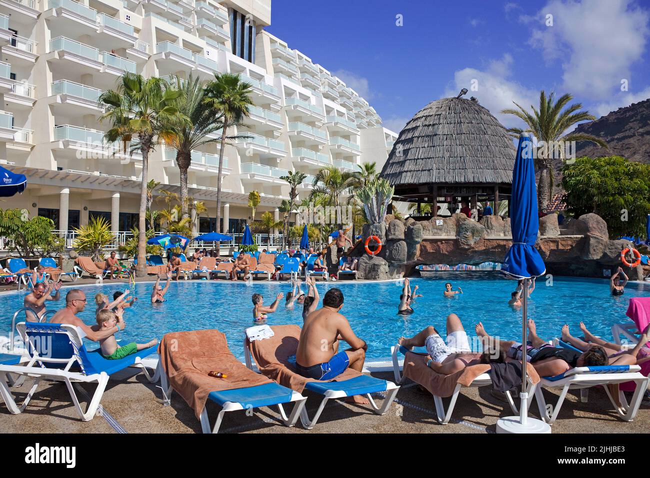 Animazione in piscina presso un hotel, Taurito, Grand Canary, Isole Canarie, Spagna, Europa Foto Stock