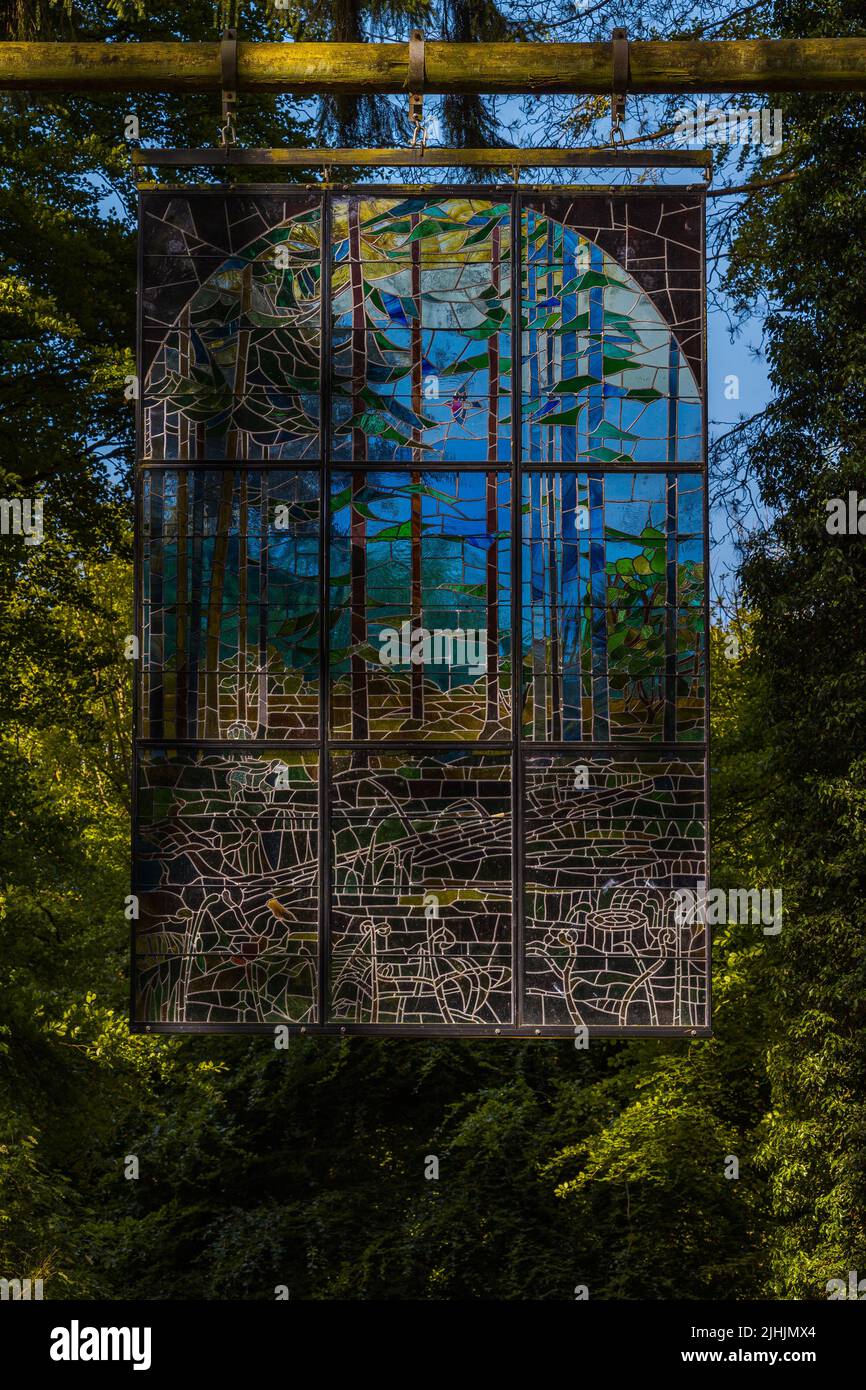 'Cathedral' di Kevin Aterton; Forest of Dean Sculpture Trail Foto Stock