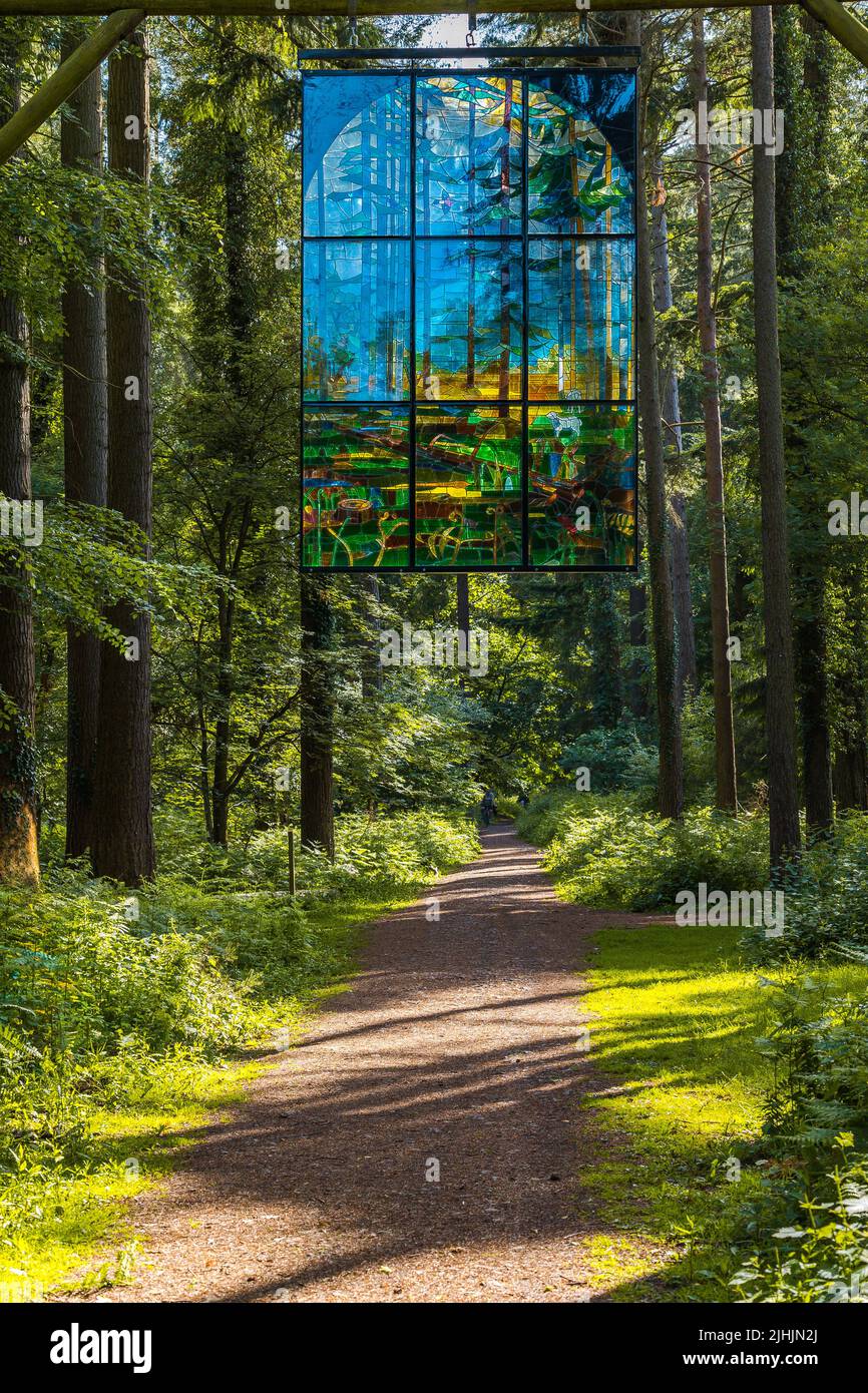 'Cathedral' di Kevin Aterton; Forest of Dean Sculpture Trail Foto Stock
