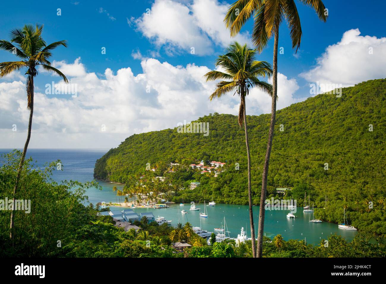 Vista in elevazione di Marigot Bay, Santa Lucia, West Indies Foto Stock