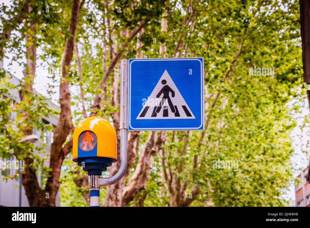 Cartello di attraversamento pedonale. Trento ,Trentino, Trentino-Alto Adige/Südtirol, Italia, Europa Foto Stock