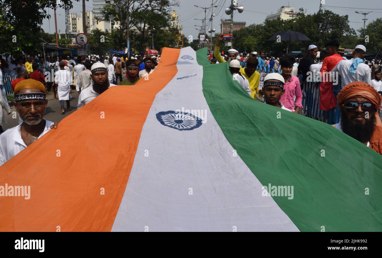 Rally sulla protesta contro il numero di Nupur Sharma in kolkata. Foto Stock
