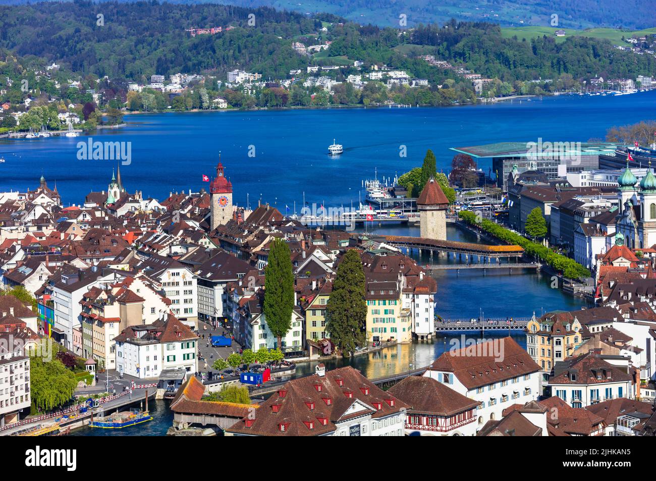 La più bella e romantica città e destinazione turistica in Svizzera - Luzerne. Foto Stock
