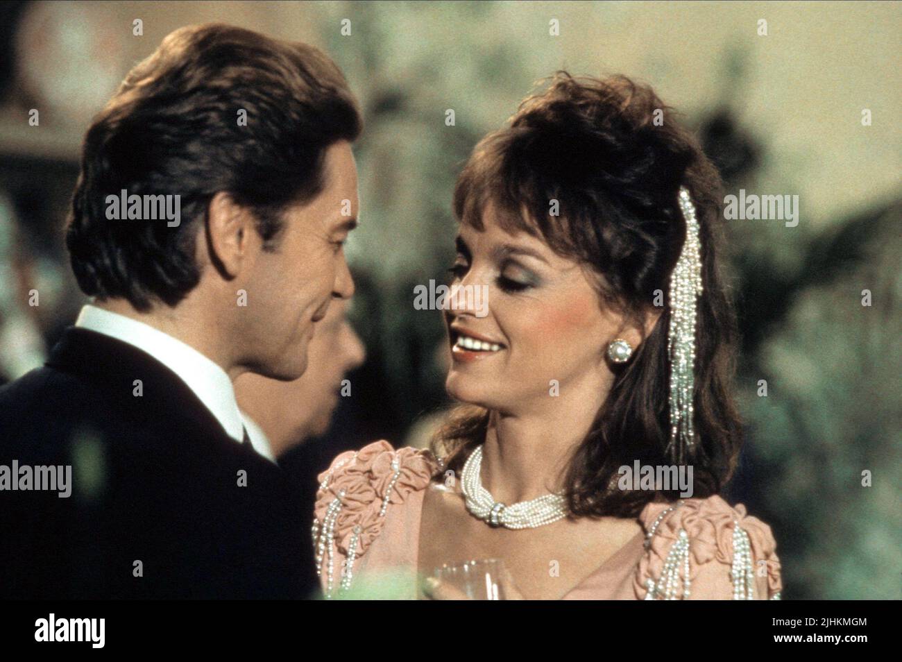 HELMUT BERGER, PAMELA SUE MARTIN, Dinastia, 1984 Foto Stock