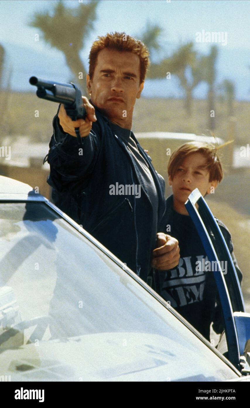 ARNOLD SCHWARZENEGGER, Edward Furlong, Terminator 2: il giorno del giudizio, 1991 Foto Stock
