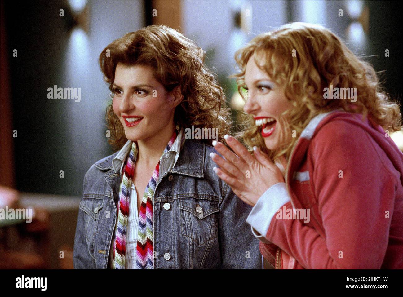 NIA VARDALOS, TONI COLLETTE, CONNIE E CARLA, 2004 Foto Stock