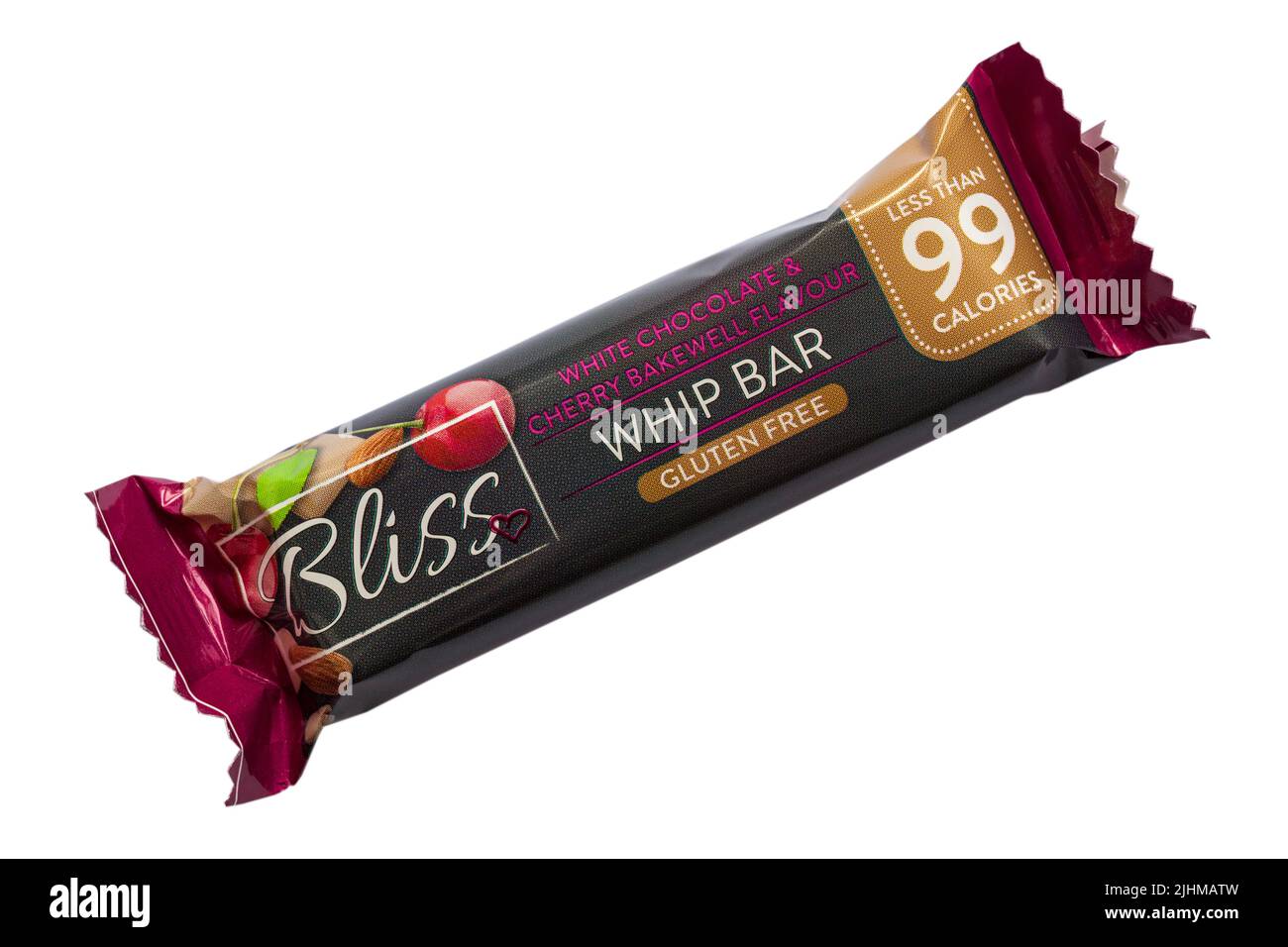 Bliss bianco cioccolato & ciliegia bakewell sapore frusta bar senza glutine isolato su sfondo bianco Foto Stock