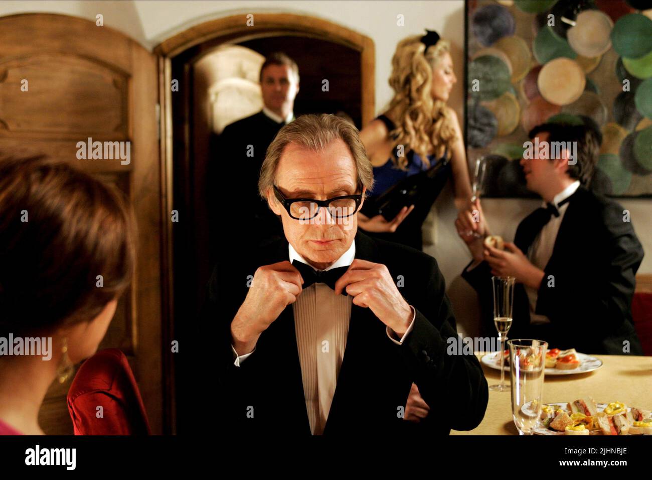 BILL NIGHY, CHALET GIRL, 2011 Foto Stock