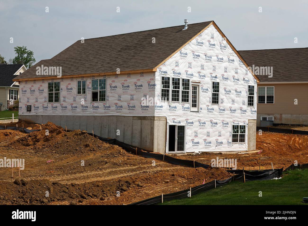 nuova costruzione di casa, strato di isolamento, no siding, industria, immobiliare, comunità, Pennsylvania, Contea di Chester, Pennsylvania Foto Stock