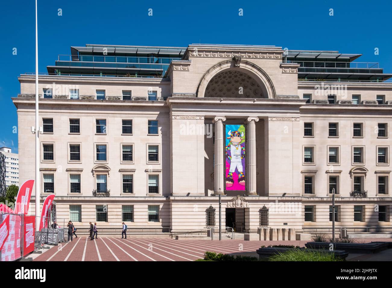 Baskerville House in Centenary Square, Birmingham decorato con Perry l'orso per i giochi del Commonwealth 2022 Foto Stock