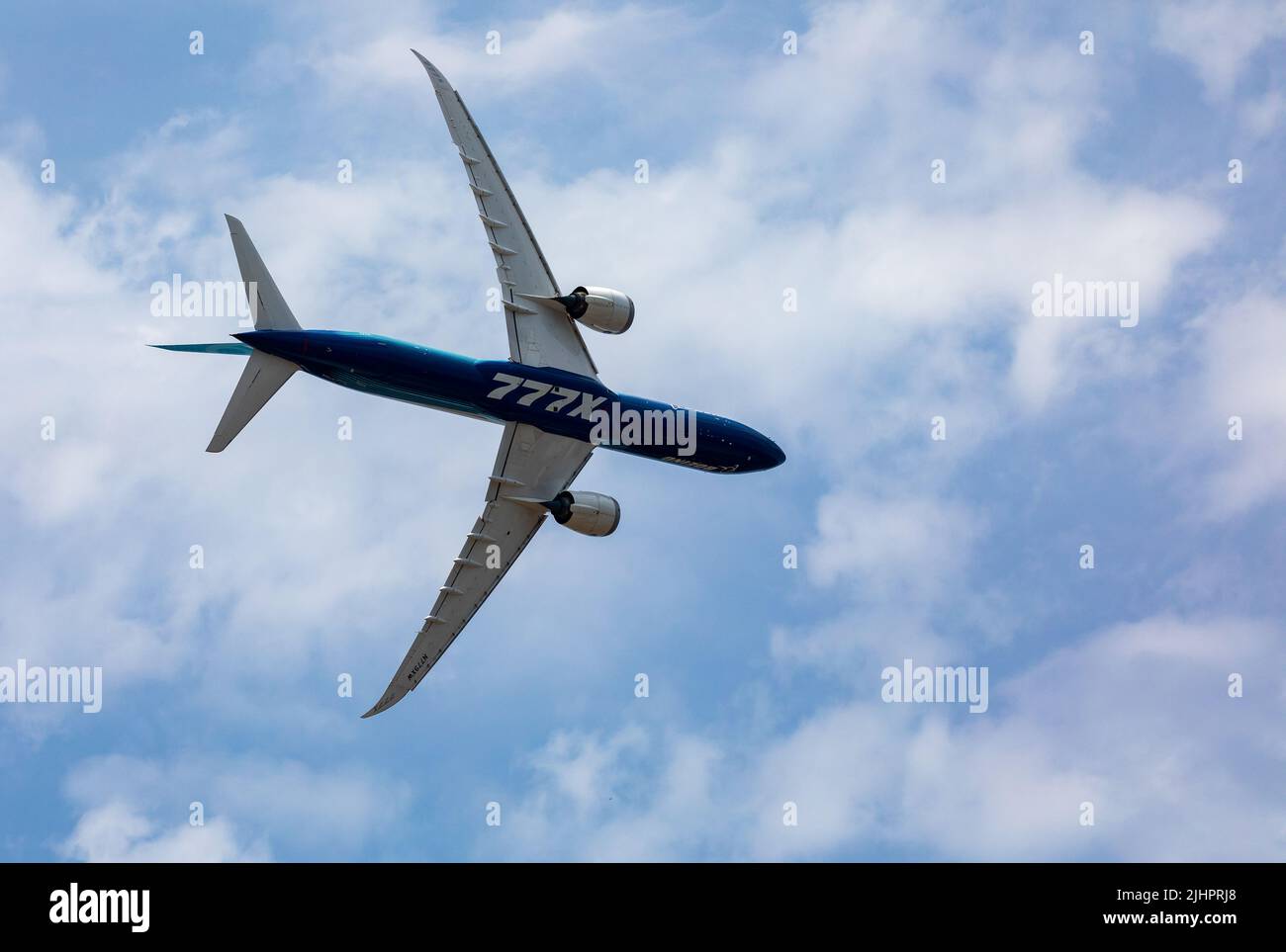 777X esposizione di voli al Farnborough International Airshow 2022 Foto Stock