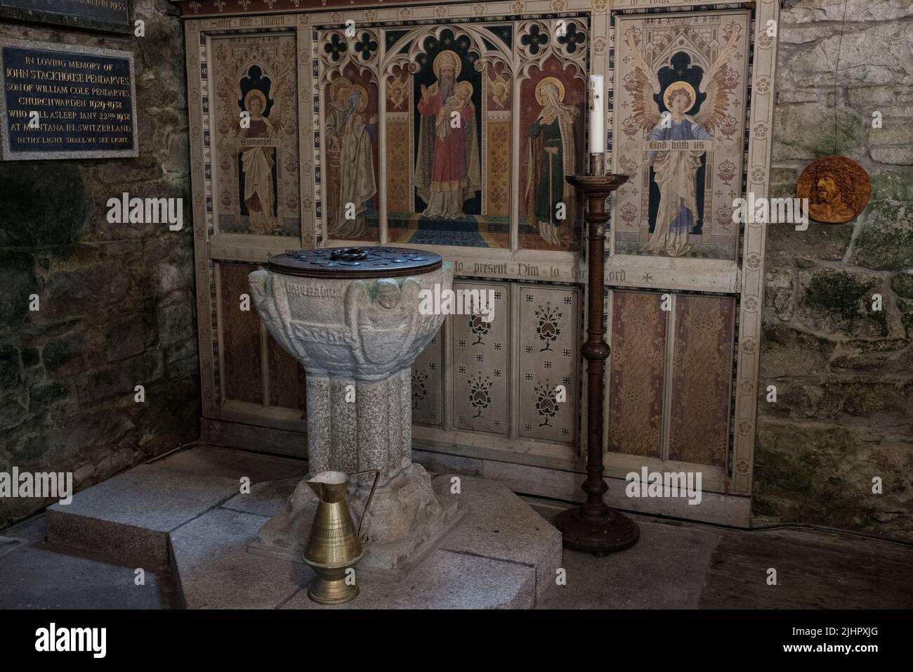 Interno della Chiesa evangelista di San Giovanni, Treslothan, Camborne, Cornovaglia Foto Stock