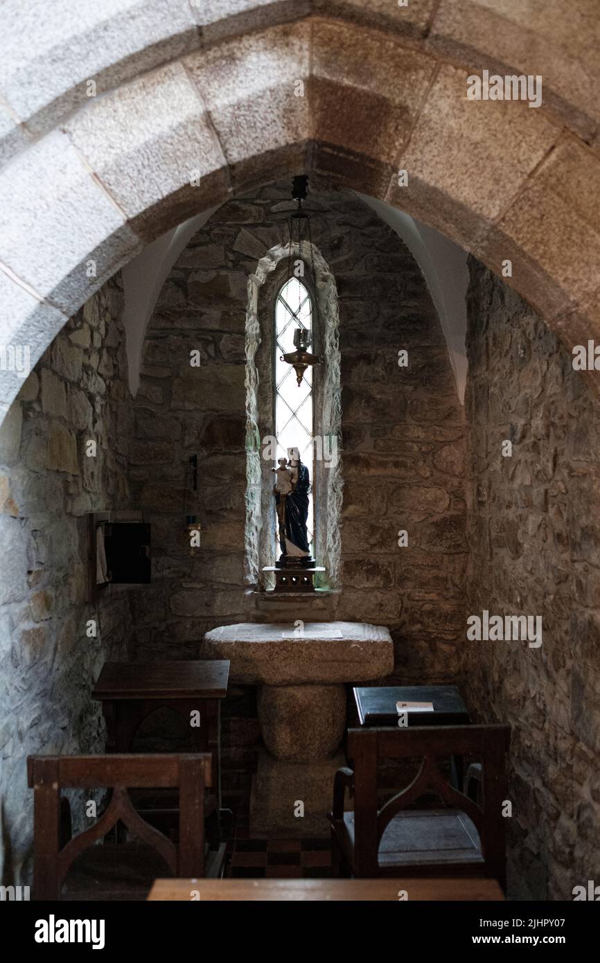 Interno della Chiesa evangelista di San Giovanni, Treslothan, Camborne, Cornovaglia Foto Stock