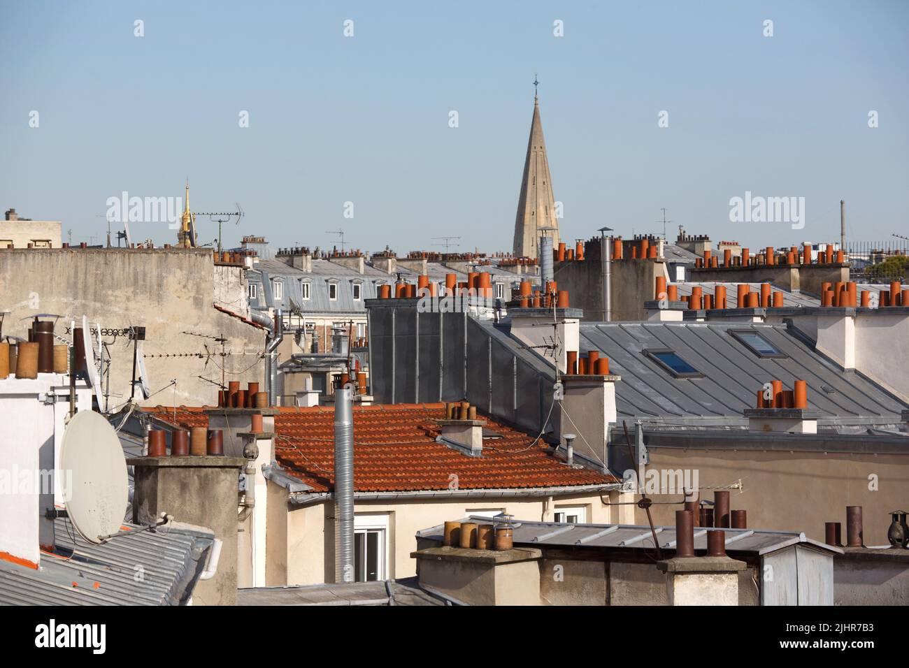 Francia, Regione Ile de France, Parigi 15th circondario, tetti e camini, Foto Stock