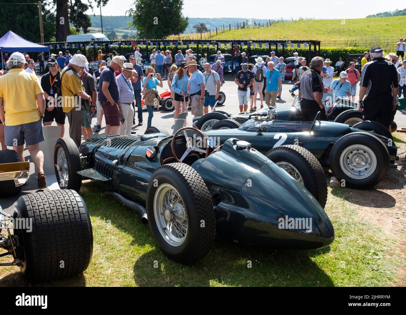 V16 BRM in mostra nel paddock, Shelsley Walsh Classic Nostalgia, 16th luglio 2022. Foto Stock