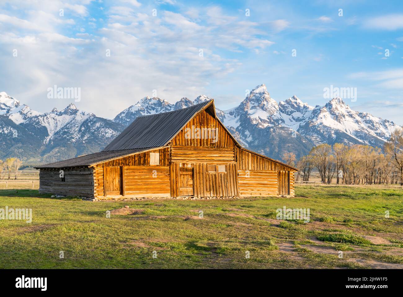 Storico Ta Moulton Barn lungo Mormon Row nel Grand Teton National Park, Wyoming Foto Stock