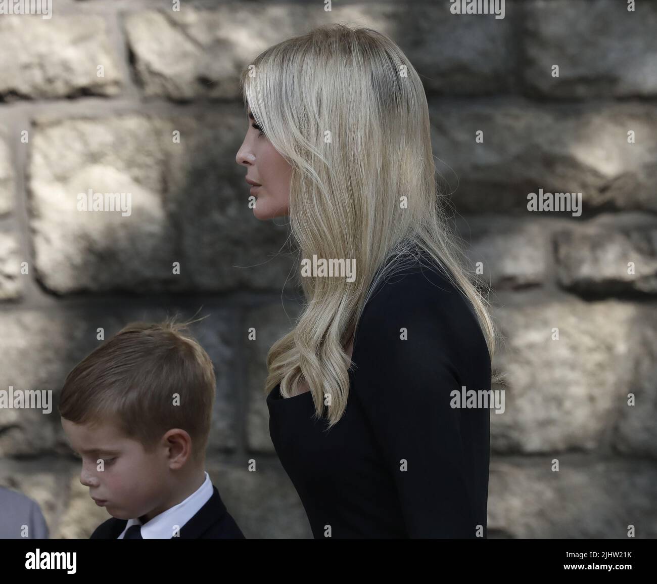 New York, Stati Uniti. 20th luglio 2022. Ivanka Trump la figlia di Ivana Trump, prima moglie dell'ex presidente Donald Trump, abbandona il funerale di sua madre mercoledì 20 luglio 2019 a New York City. Foto di Peter Foley/UPI Credit: UPI/Alamy Live News Foto Stock