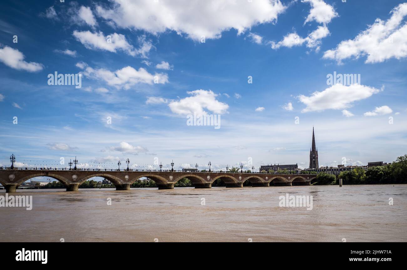 Vista sul fiume Bordeaux Garonne Foto Stock