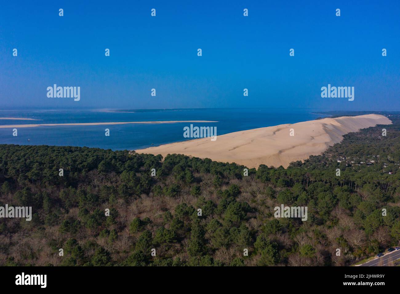 FRANCIA. GIRONDA (33) BACINO DI ARCACHON, VEDUTA AEREA DI TESTE DE BUCH, PYLA-SUR-MER, DUNE DU PILAT. AREA FORESTALE CHE PER LO PIÙ BRUCIARONO NEL LUGLIO 2022 Foto Stock
