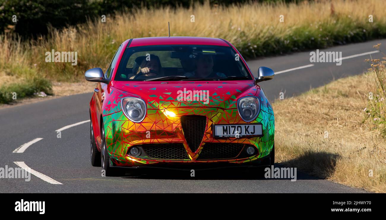 Alfa Romeo Giulietta 2012 con involucro in vinile Foto Stock