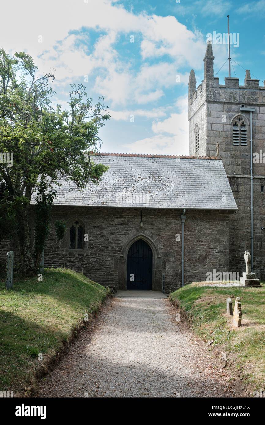 Esterno di St Mawnan e St Stephen's Church, Mawnan, Cornovaglia Foto Stock