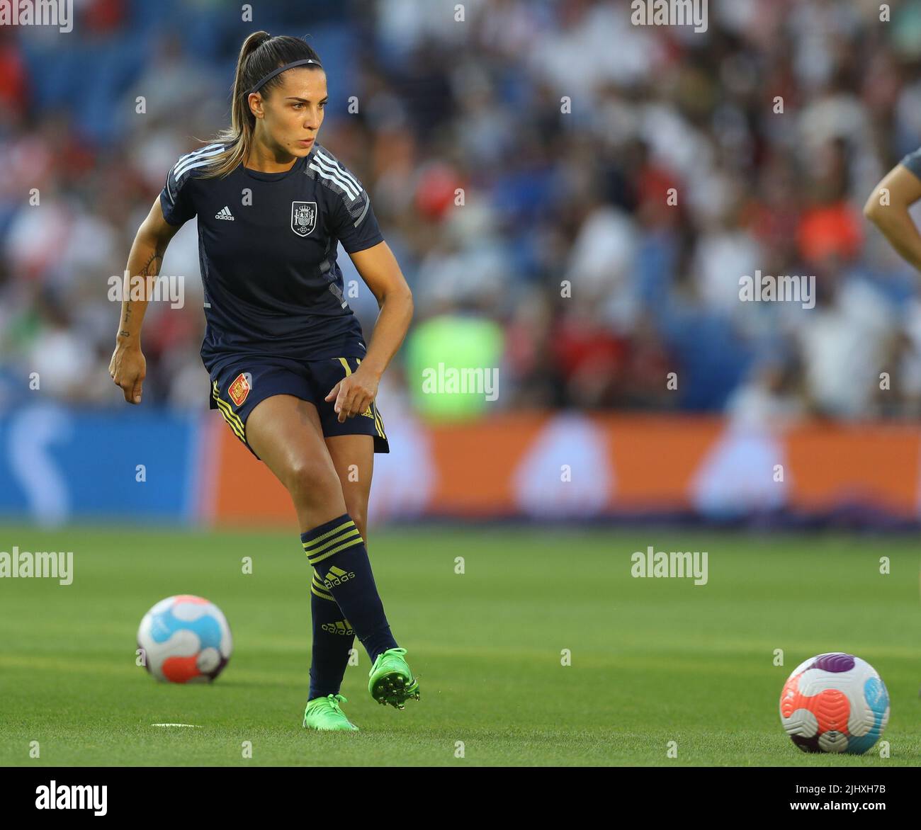 Brighton and Hove, Inghilterra, 20th luglio 2022. Marta Cardona di Spagna si riscalda prima della partita UEFA Women's European Championship 2022 allo stadio AMEX, Brighton e Hove. Il credito d'immagine dovrebbe leggere: Paul Terry / Sportimage Foto Stock