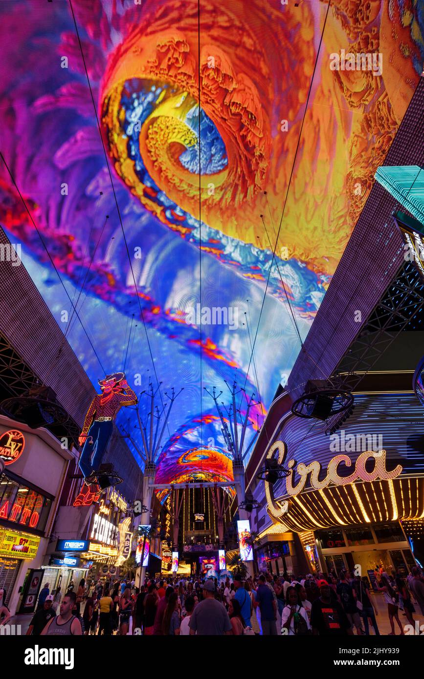 Fremont Street Experience di notte, Las Vegas, Nevada Foto Stock