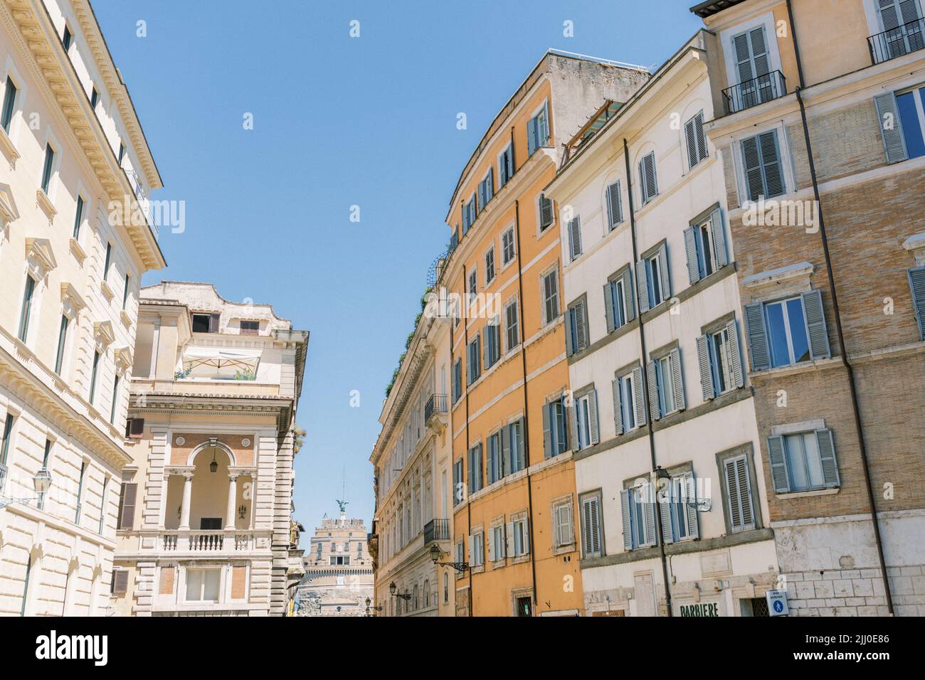 Esterno edifici italiani a Roma, Italia Foto Stock