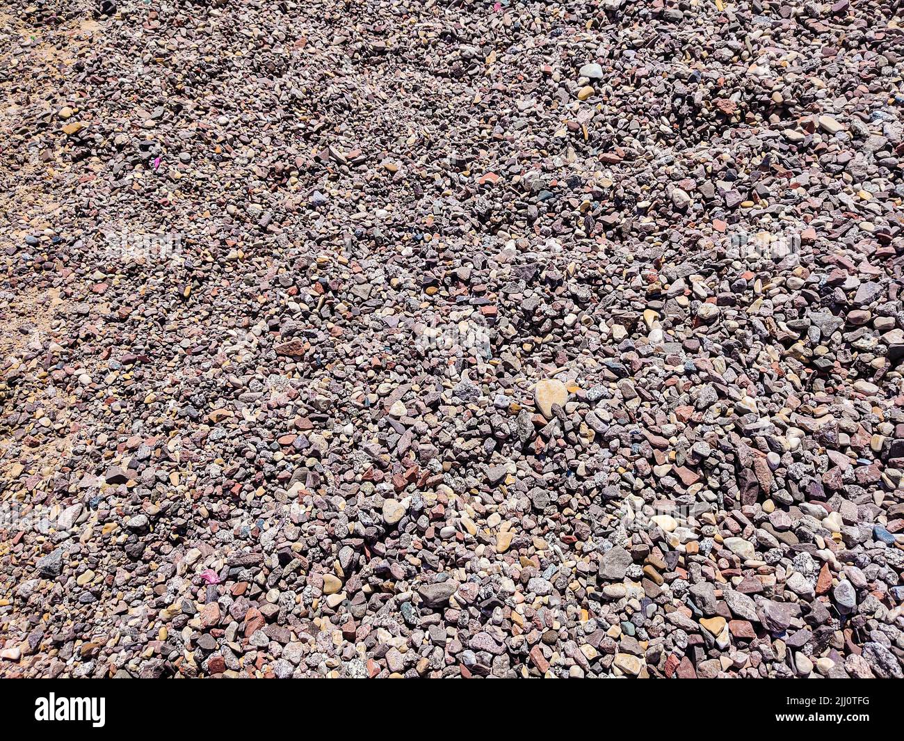 Pietre e rocce sulla riva del mare di Ras Shitan, Dahab, Sinai, Egitto Foto Stock