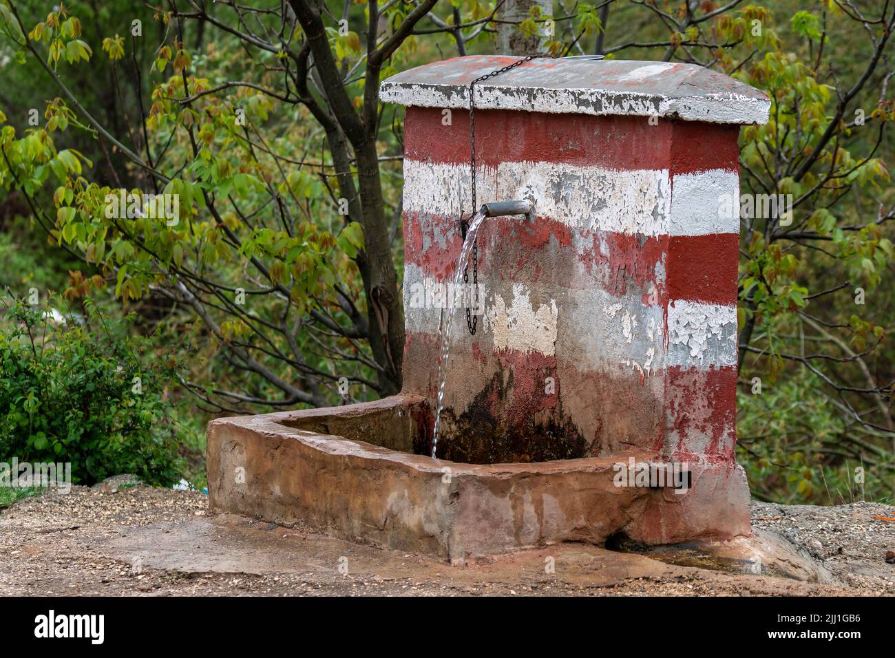 Messa a fuoco selettiva in stile vintage con strisce rosse e bianche. Foto Stock