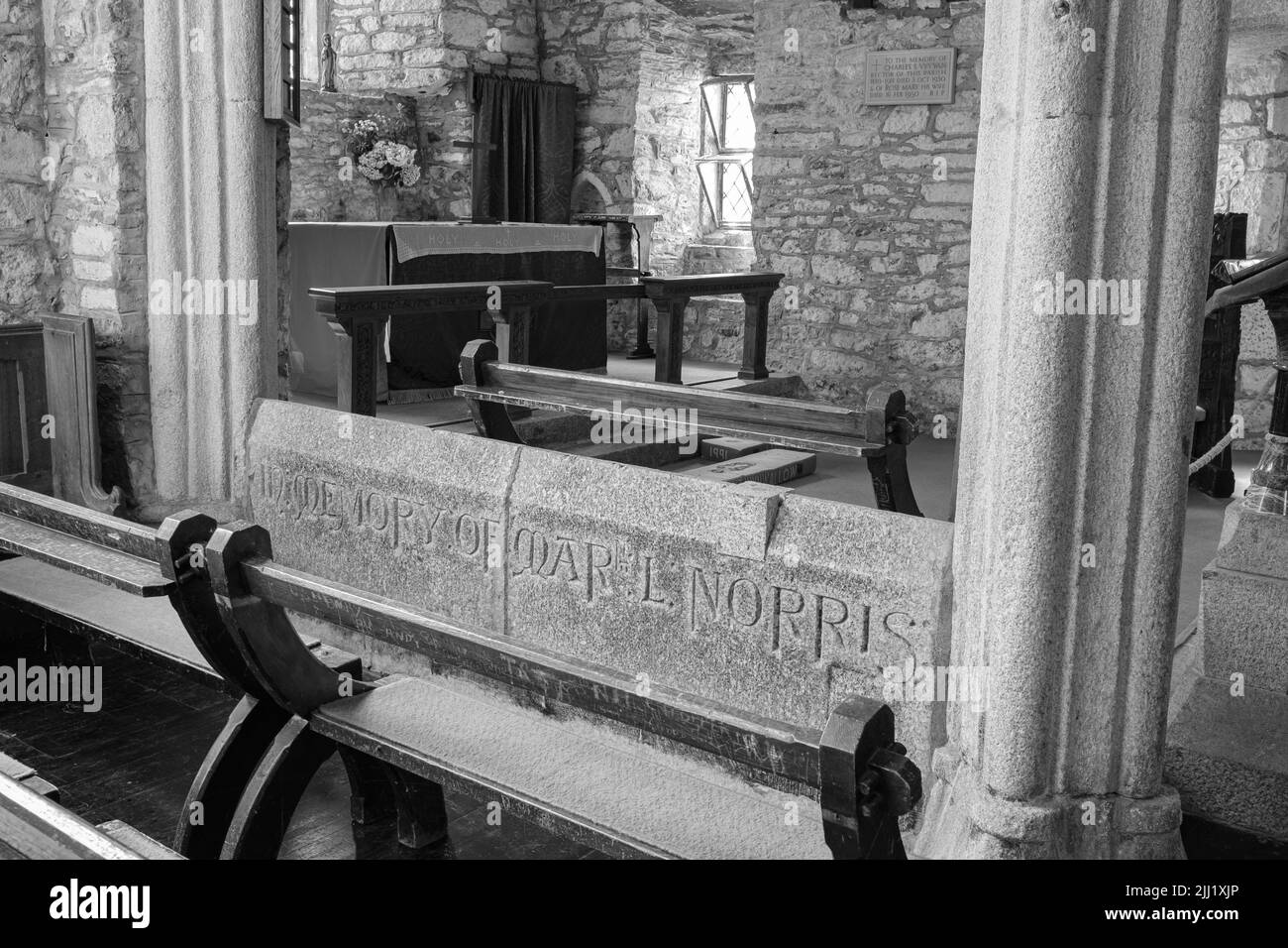 Interno della chiesa di St Wynwallow (St Winwalaus). La chiesa, la più meridionale dell'Inghilterra, risale al 12th secolo ed è classificata come Grade 1. Foto Stock