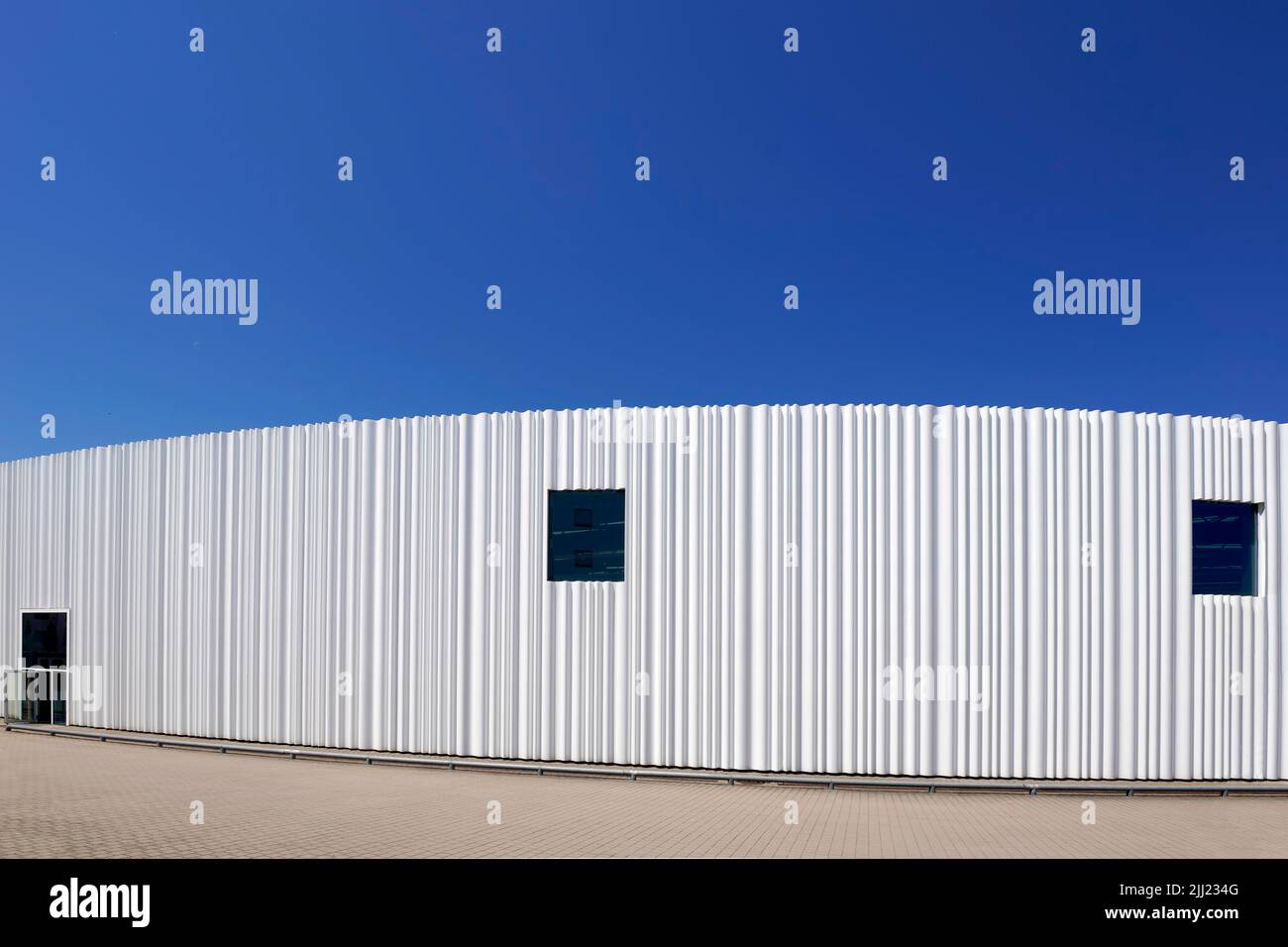 Stabilimento di produzione progettato dagli architetti giapponesi SANAA, Vitra Campus dal 2010, Weil am Rhein, Germania. Foto Stock