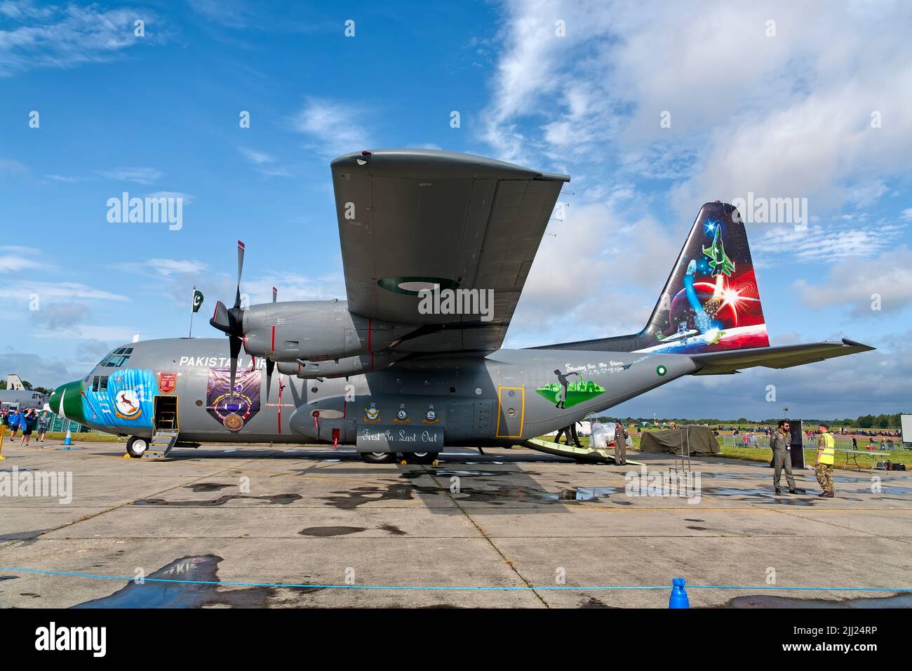 RAF Fairford, Gloucestershire, Regno Unito - Luglio 20 2019: Un Chakala basato 6 Squadron 'antilope' Pakistan Air Force, Lockheed C-130b Hercules Foto Stock