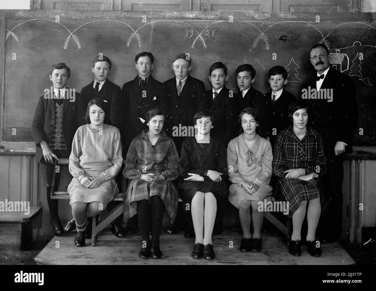 Scuola, interno di classe, studenti con insegnanti. Foto Stock
