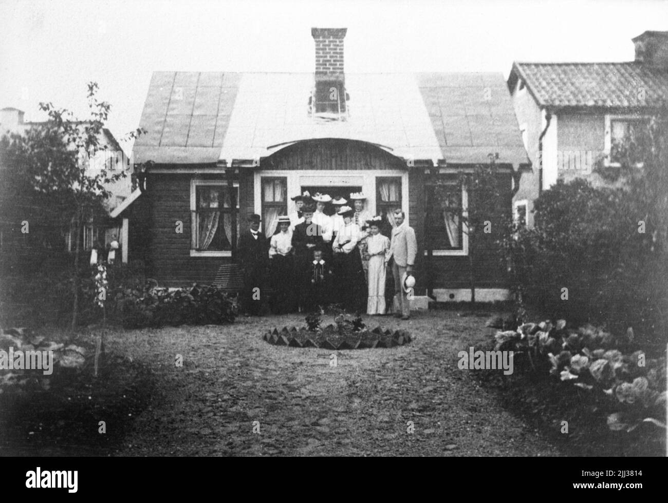 Edificio residenziale, gruppo 10 persone.gustaf lund Foto Stock