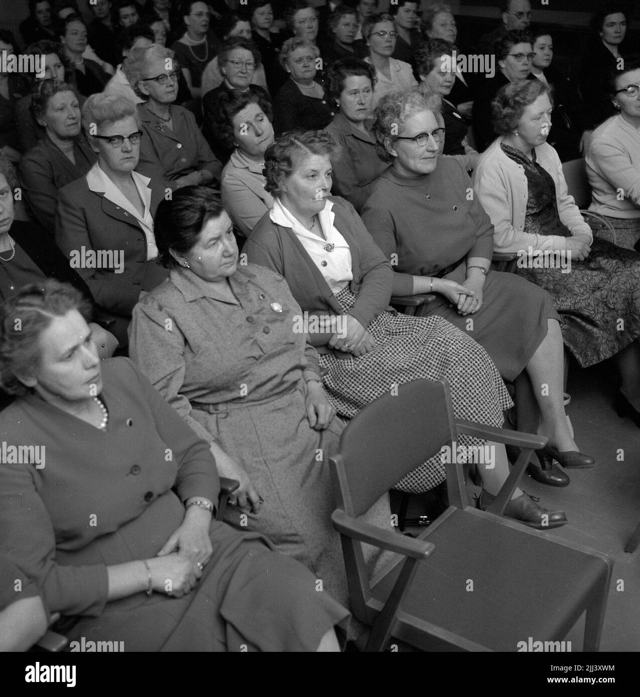 Incontro delle donne sulla bomba nucleare. Febbraio 2, 1959. Foto Stock