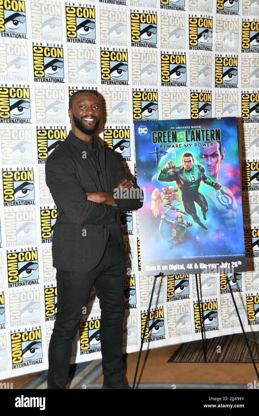 Aldis Hodge arrivo al Warner Brothers fotocall per "Lanterna Verde: Attenzione a My Power" all'Hilton Bayfront a San Diego International Comic-con Foto Stock