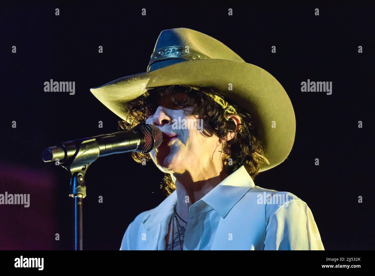 Roma, Italia. 22nd luglio 2022. Laura Pergolizzi (LP) durante il concerto del Roma Summer Fest 2022 all'Auditorium Parco della Musica di Roma. (Foto di Roberto Bettacchi/Pacific Press) Credit: Pacific Press Media Production Corp./Alamy Live News Foto Stock