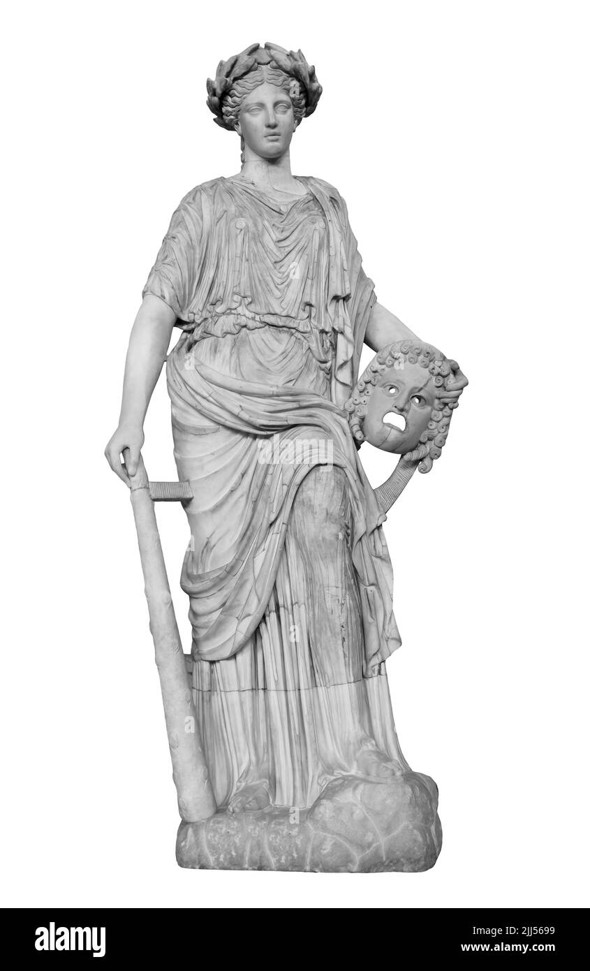 Antica statua marmorea di Melpomene Dea della tragedia. Scultura femminile antica. Scultura isolata su sfondo bianco con percorso di ritaglio Foto Stock