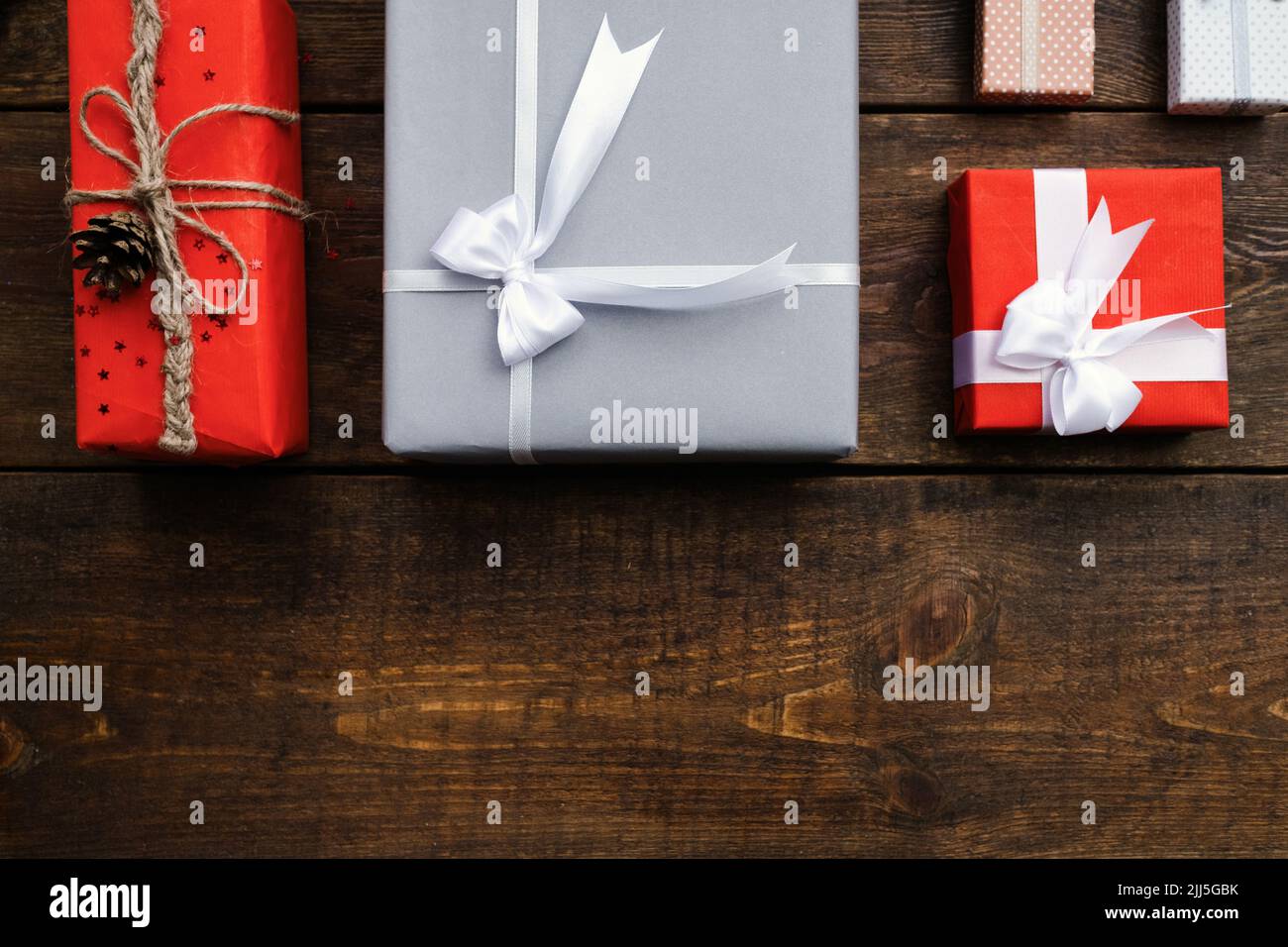 ordine regalo composizione vacanze sfondo legno Foto Stock