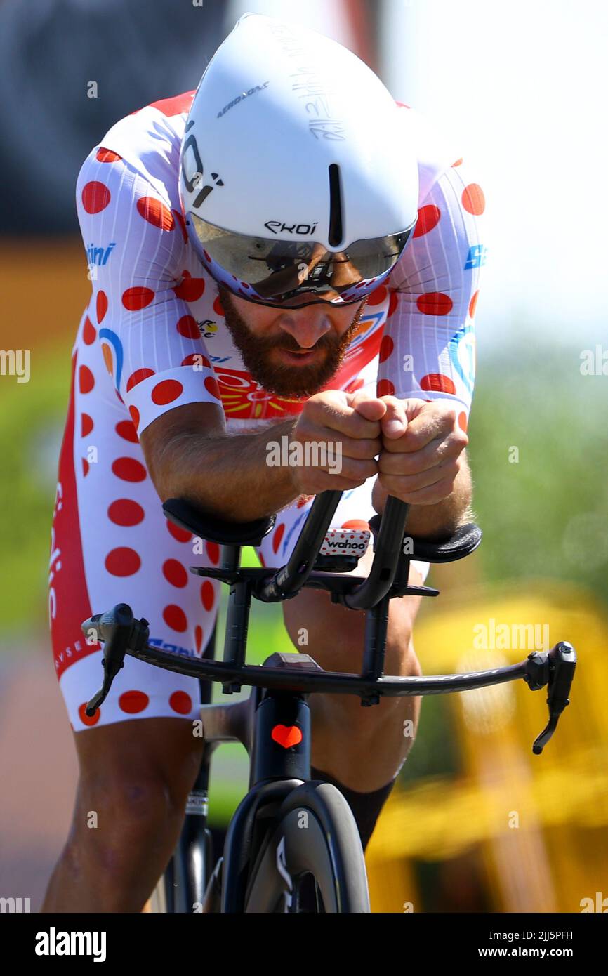 Francia. 23rd luglio 2022. Il tedesco Simon Geschke di Cofidis è stato raffigurato in azione durante la tappa 20 della gara ciclistica Tour de France, un crono individuale del 40,7km da Lacapelle-Marival a Rocamadour, Francia, sabato 23 luglio 2022. Il Tour de France di quest'anno si svolge dal 01 al 24 luglio 2022. BELGA PHOTO DAVID PINTENS - UK OUT Credit: Belga News Agency/Alamy Live News Foto Stock