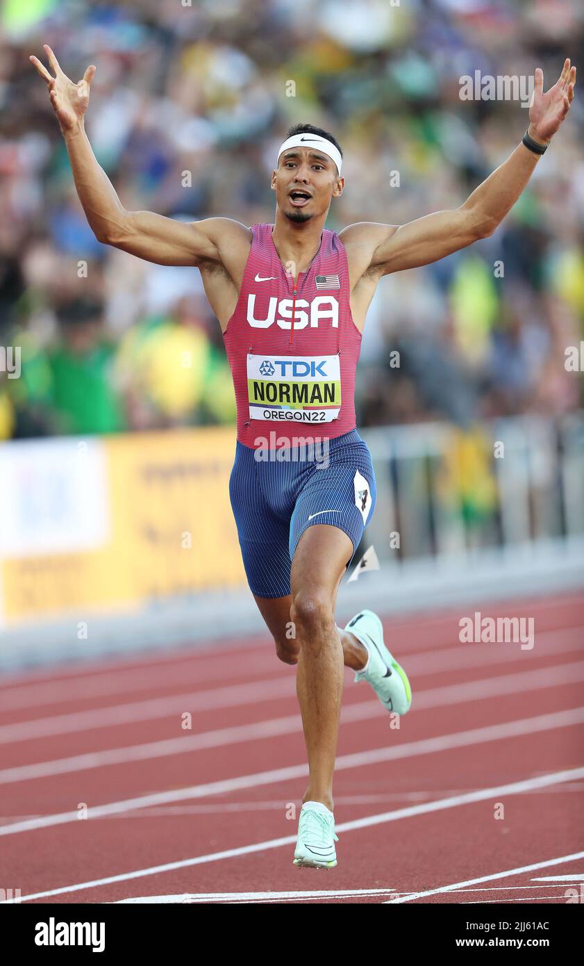 22 luglio 2022; Eugene, Oregon, Stati Uniti; Michael Norman (USA) reagisce dopo aver terminato primo nella finale maschile dei 400 metri nel 44,29 durante i Campionati del mondo di atletica leggera Oregon 22 all'Hayward Field. Credito obbligatorio: Kirby Lee-USA TODAY Sports Foto Stock