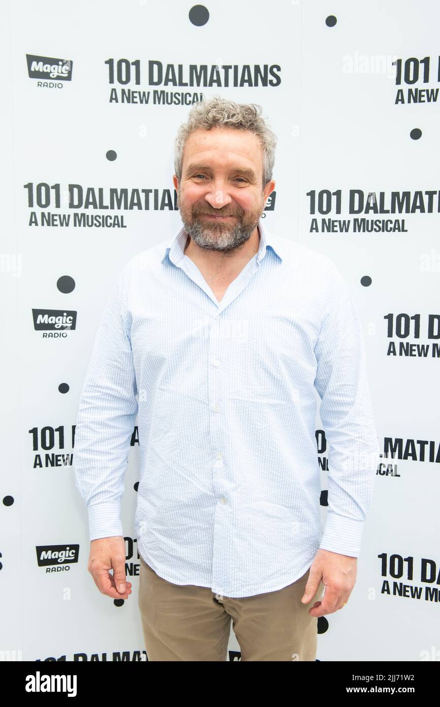 Londra, Regno Unito, venerdì 22nd luglio 2022 Eddie Marsan arriva alla serata Dalmations Press 101 al Regent’s Park Open Air Theatre. Credit: DavidJensen / Empowics Entertainment / Alamy Live News Foto Stock