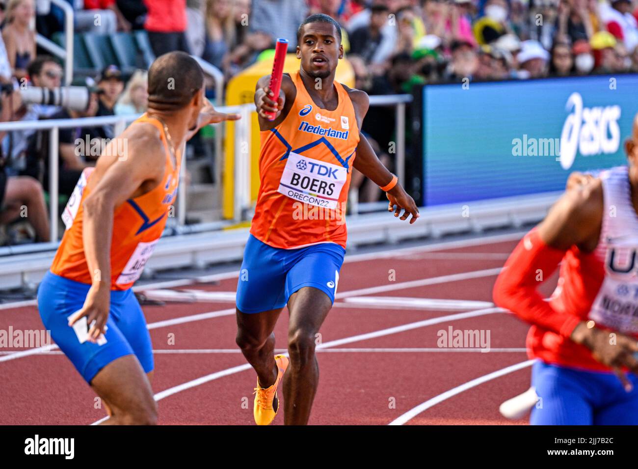 EUGENE, STATI UNITI - LUGLIO 23: Iayah Boers of the Netherlands che gareggia sul relay Men's 4x 400m durante il World Athletics Championships il 23 luglio 2022 a Eugene, Stati Uniti (Foto di Andy Astfalck/BSR Agency) Atletiekunie Foto Stock