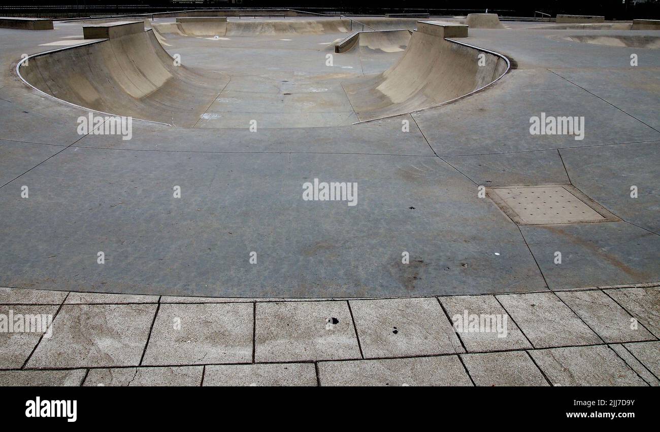 Skateboard Park nel William Cann Civic Center di Union City, California Foto Stock