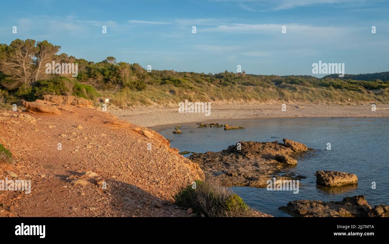 Tramonto Cala in es Tancats. Minorca. Spagna Foto Stock