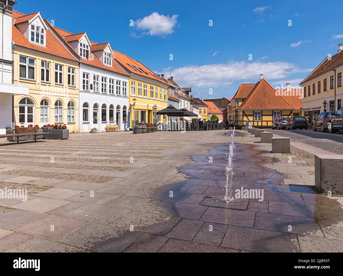 Torvet, la piazza della città di Rudkøbing, isola danese del Mar Baltico di Langeland Foto Stock