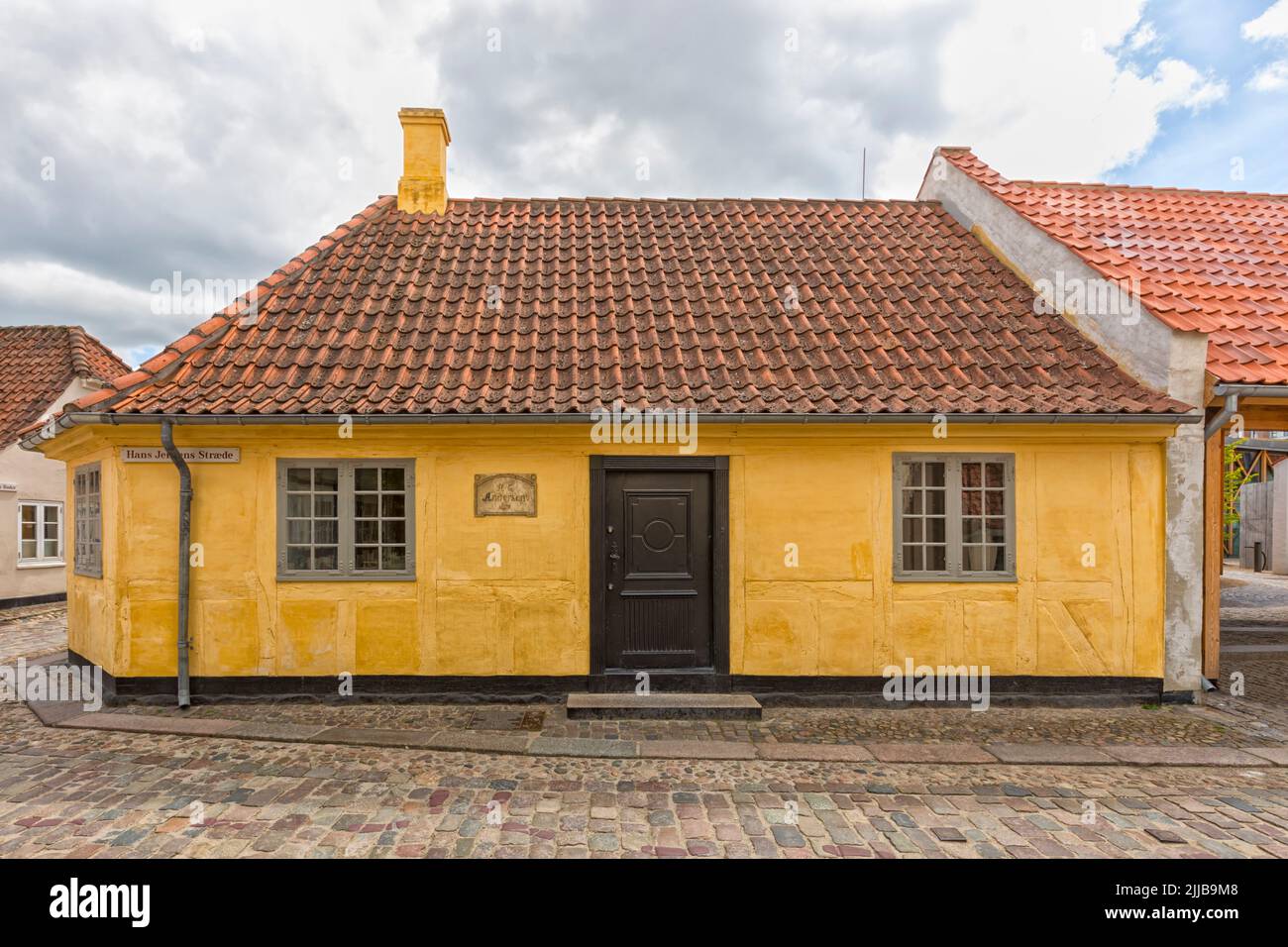 Hans Christian Andersens è il luogo di nascita nella città vecchia di Odense, Danimarca Foto Stock