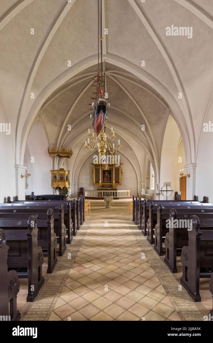 Interno della Chiesa di nostra Signora del 13th secolo a Svendborg, Danimarca Foto Stock